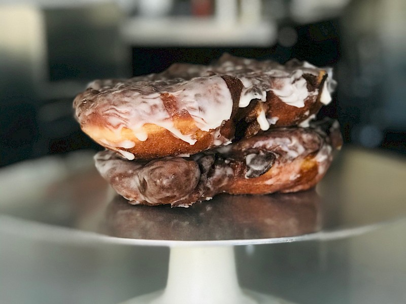 Honey Pear Fritter (Weekend Only)